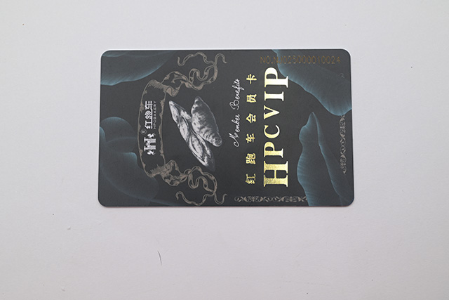 膠印與絲印會(huì)員卡的區(qū)別